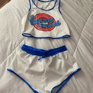 Lola bunny bunny squad space jam costume size M full set